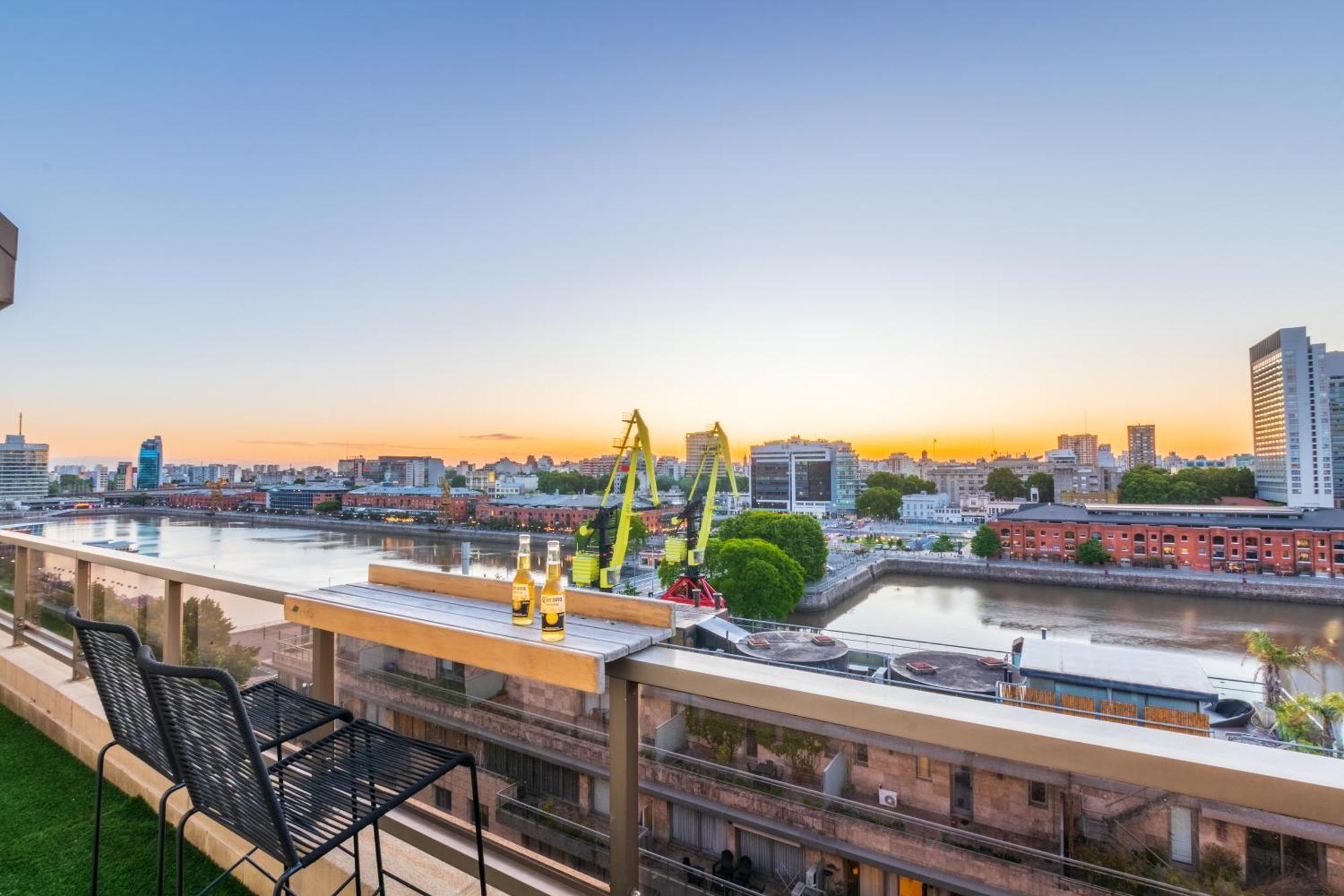 Luxury Apartments In Puerto Madero Buenos Aires Esterno foto